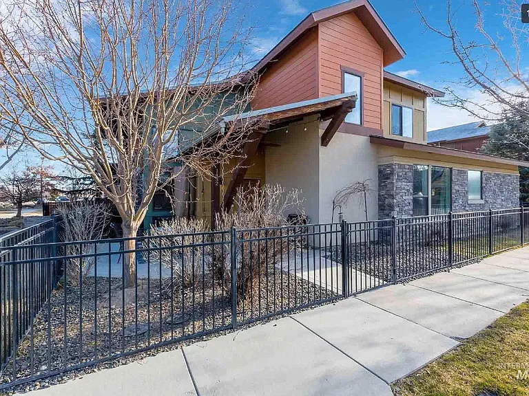 1432 E Lone Shore Dr — Photo 7