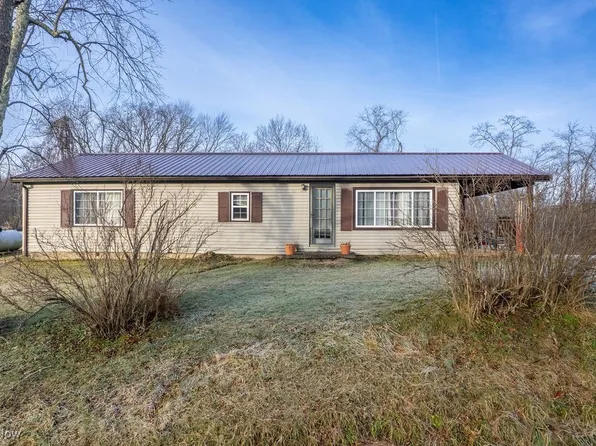 609 Tallyho Rd, North Parkersburg, WV 26104