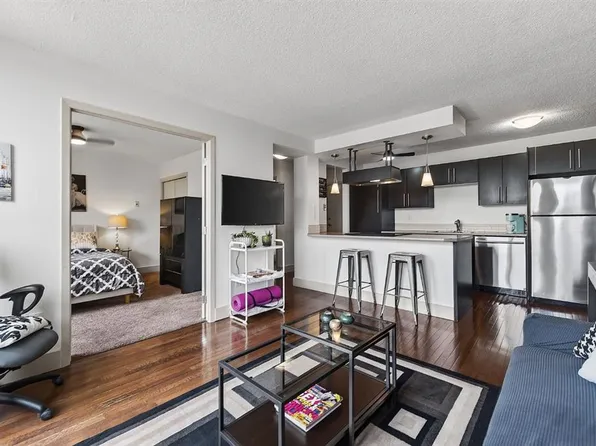 505 N 19th Ave SW #606, Calgary, AB T2S 0E4