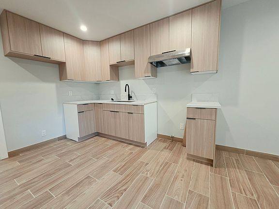 3rd image of 234-238 S Normandie Ave #236