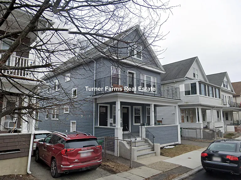 17 Berwick Rd — Photo 8