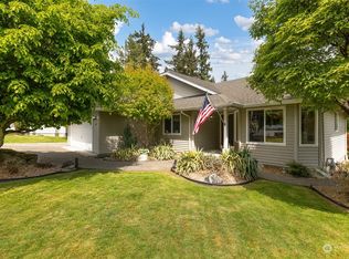 1320 Heritage Hills Ct, Bellingham, WA 98226