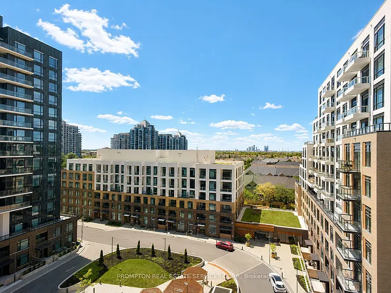 7950 Bathurst St #813 — Photo 9