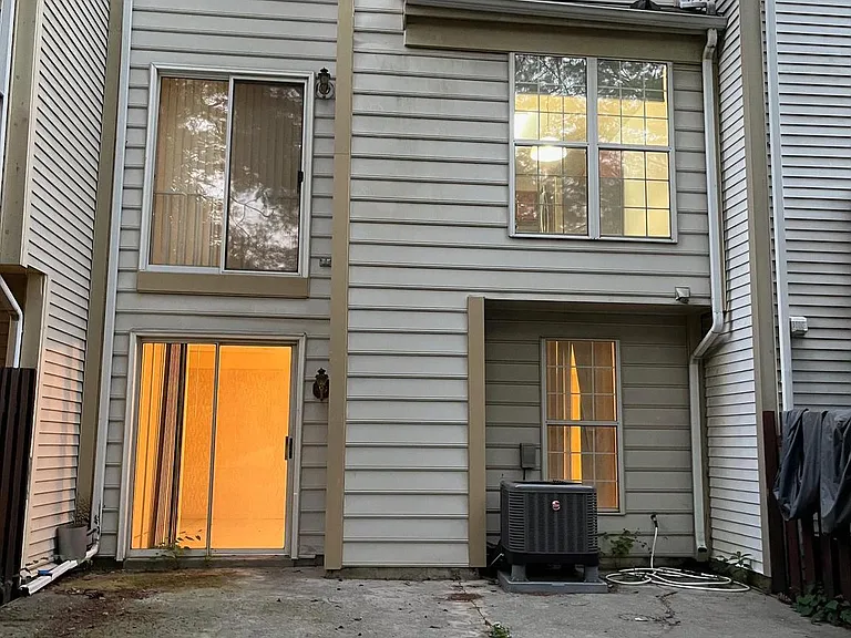33 Hiddencreek Ct — Photo 17