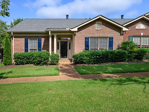 2nd image of 1528 Brentwood Pointe