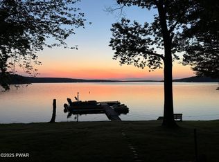 1259 Goose Pond Rd, Lake Ariel, PA 18436