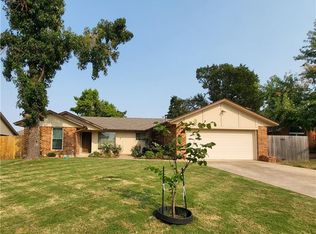 928 Sandpiper Rd, Harrah, OK 73045