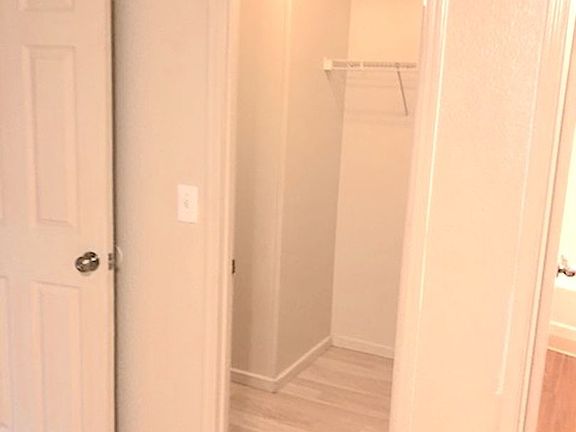 3rd image of 1111-1123 N Xanthia St #1140