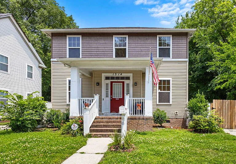 1514 Corprew Ave — Photo 1