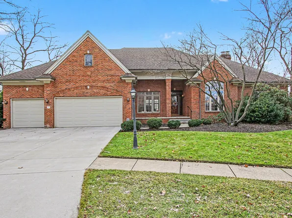 2508 Pebble Beach Dr, Valparaiso, IN 46383