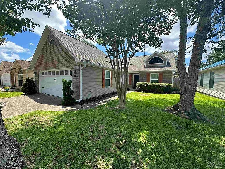 311 Mirabelle Dr — Photo 1