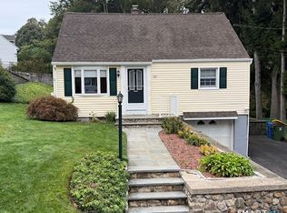 38 Peach Orchard Rd, Waterbury, CT 06706