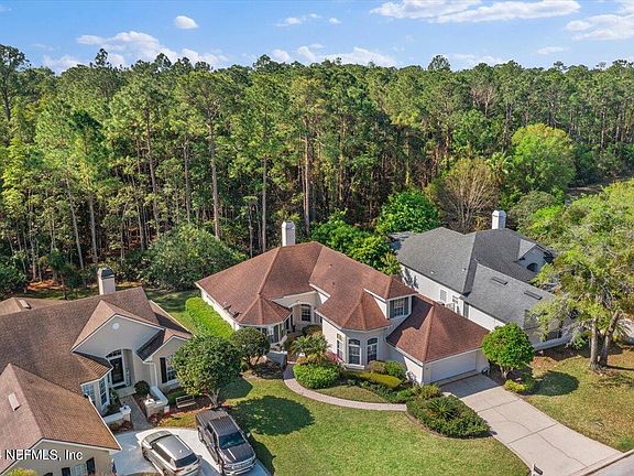 3rd image of 549 DANDELION Drive