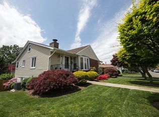 47 Park Ridge Ave, New Rochelle, NY 10805