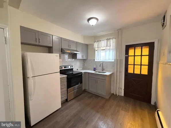 2528 S Beulah St, Philadelphia, PA 19148