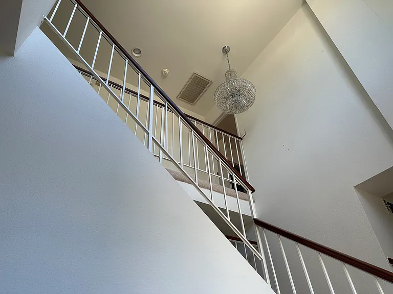 609 S El Molino Ave — Photo 24
