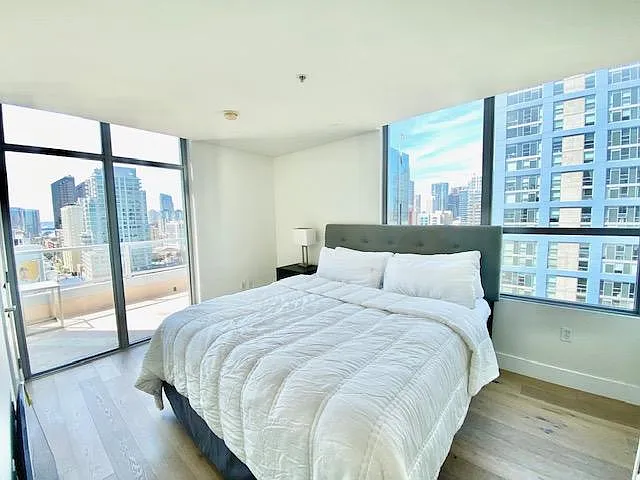 253 10th Ave #1302 — Photo 17