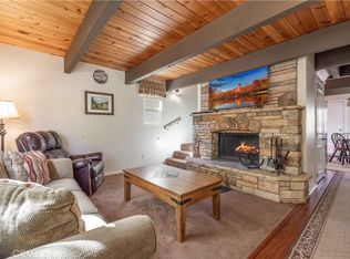 548 Moreno Ln, Sugarloaf, CA 92386