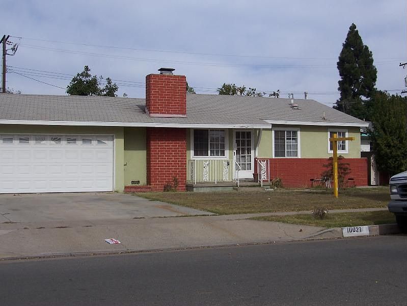 1st image of 10021 Brookside Dr