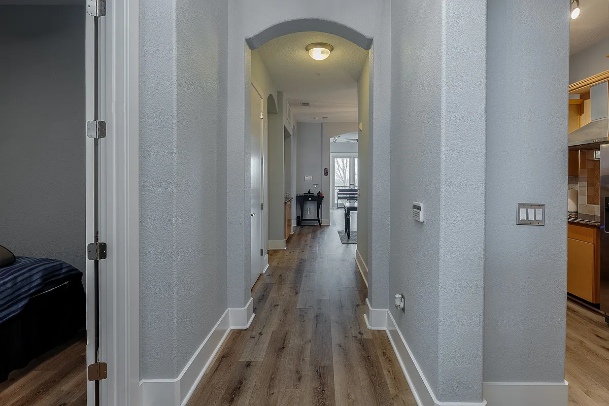 Building Photo - 2600 Hillsboro Pike #449
