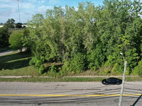 13463 Dequindre St, Detroit, MI 48212