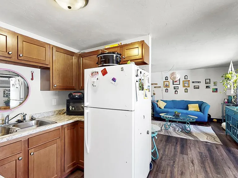722 Mather St #4 — Photo 14