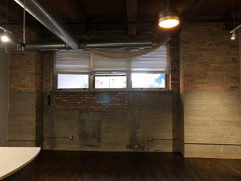 1500 W Monroe St #104 — Photo 12