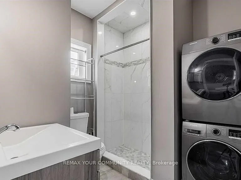 30 Westchester Rd — Photo 5