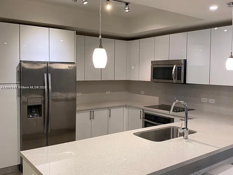 1451 Brickell Ave #1703 — Photo 2