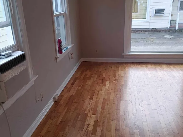 18 Hawthorne St #5 — Photo 9