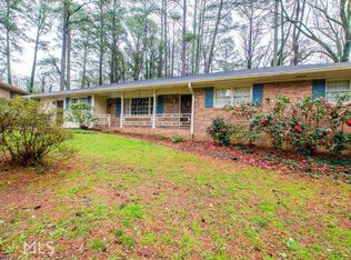 955 Garfield Ct, Stone Mountain, GA 30083