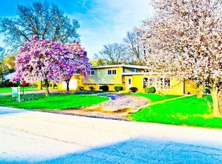104 Graymoor Ln, Olympia Fields, IL 60461