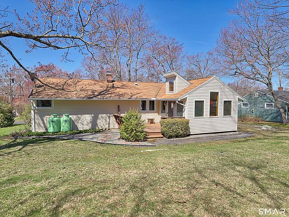 3rd image of 81 Wildwood Road