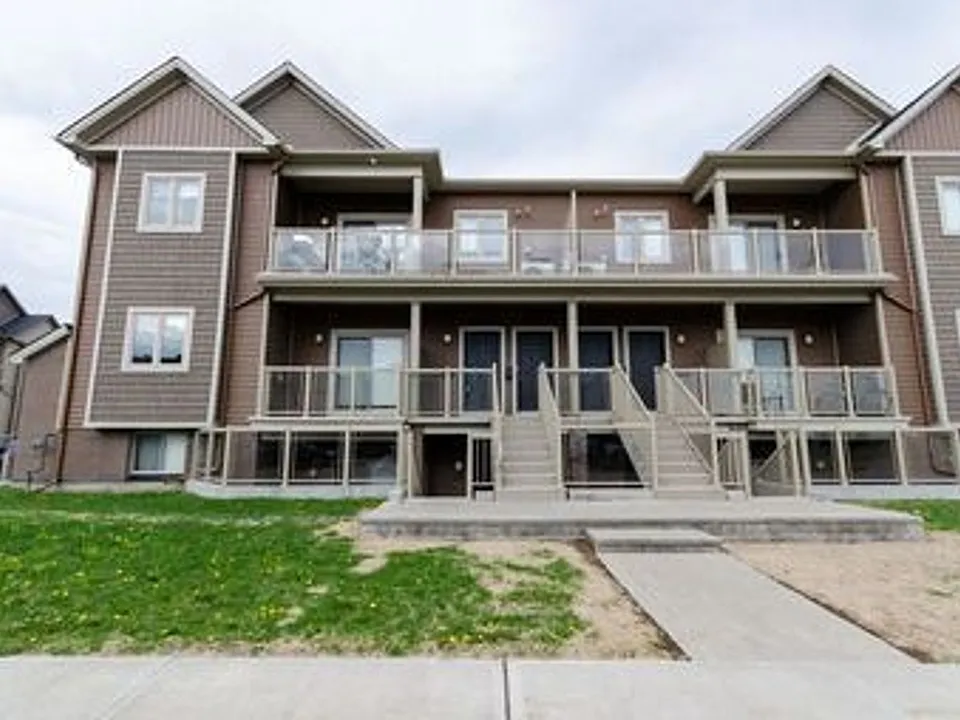 109 Fairweather St #1
