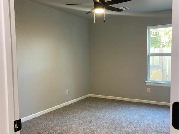 tulsa-oklahoma-458404124 picture