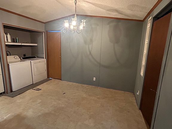 5th image of 269 Lakeview Dr