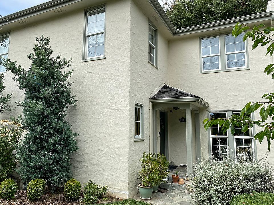 1st image of 1255 Pine Ave