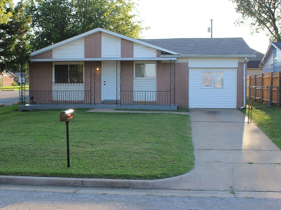 1st image of 1822 N Troost Ave