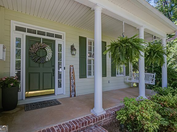 4th image of 180 Shoreline Cir