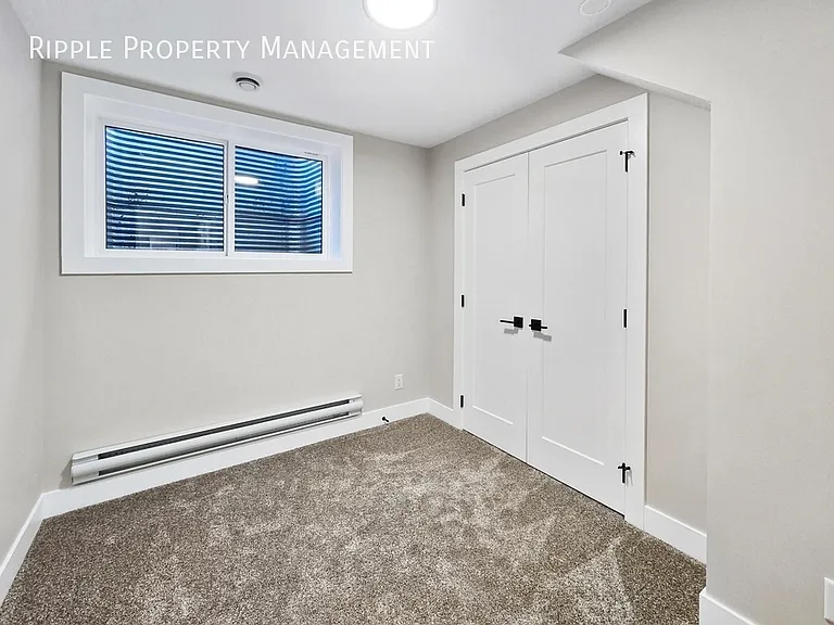 2614R 28th Ave SW #2614R — Photo 8