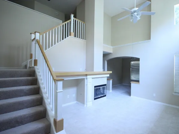 58 W Gaslight Pl, Spring, TX 77382