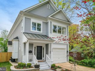 706 Highland Ave, Falls Church, VA 22046