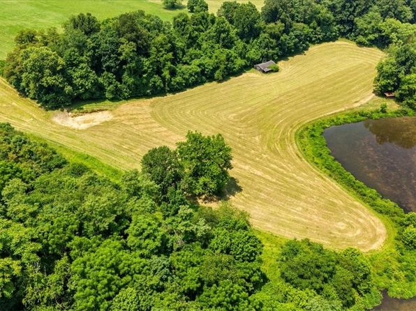 Henry Camp Rd, Saint Marys, WV 26170