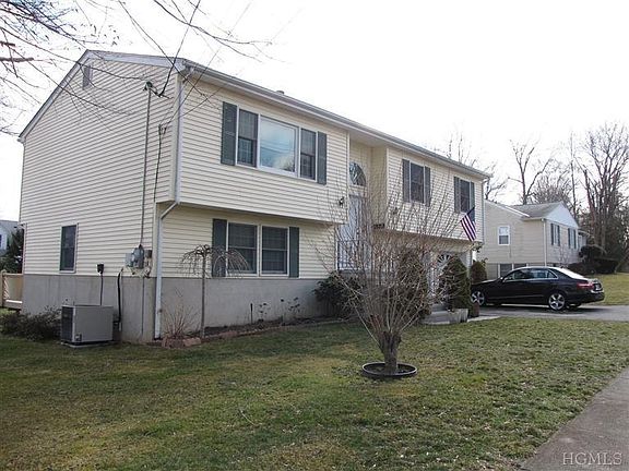 3rd image of 25 Burns St