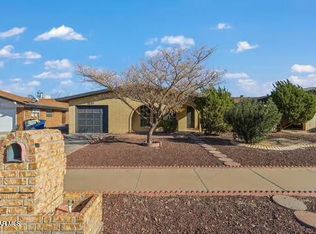 1810 Jack Nicklaus Dr, El Paso, TX 79935