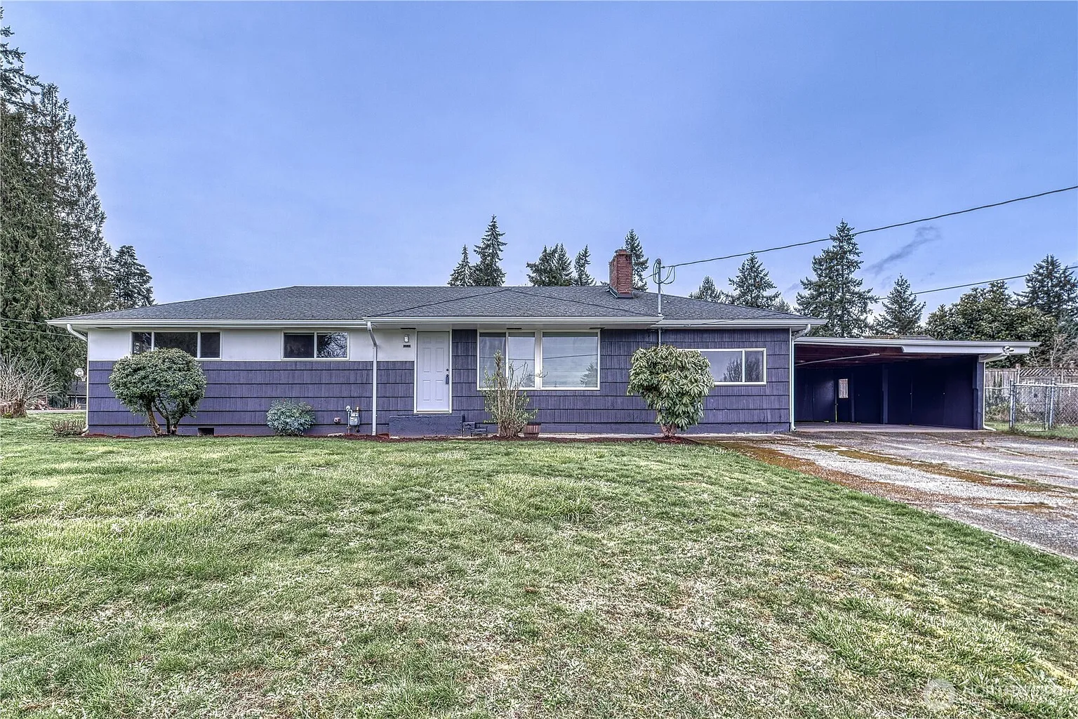 10220 74th Avenue E photo 1