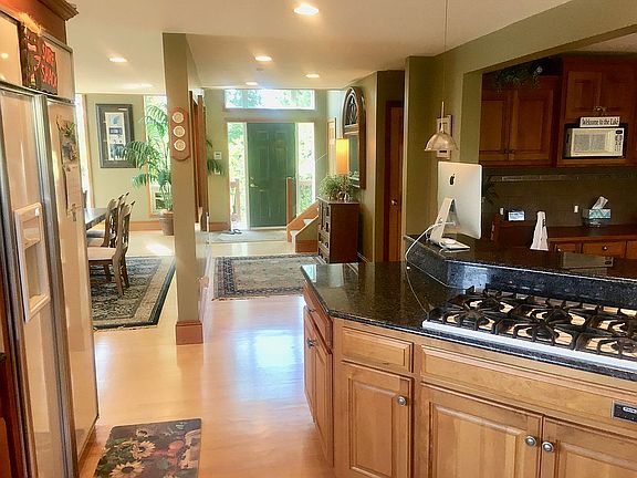 Main Floor Entry Hallway