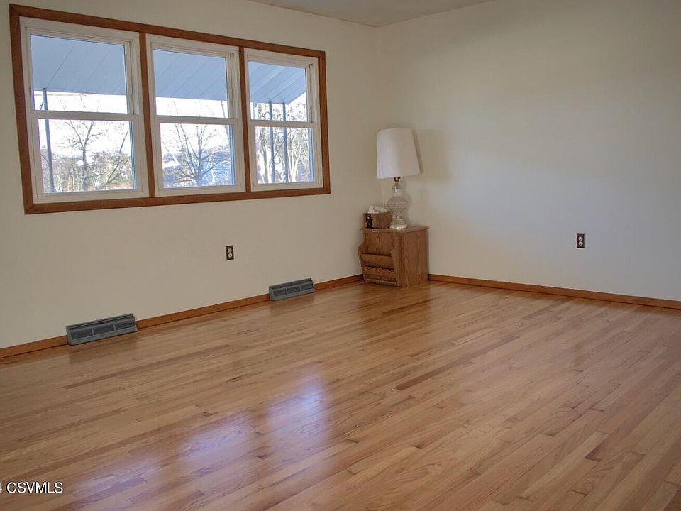 309 N 3rd St, Mifflinburg, PA 17844 Zillow