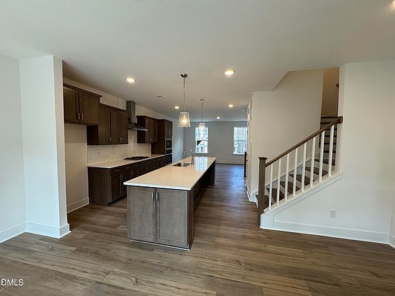 4th image of 10905 Bayflower Way