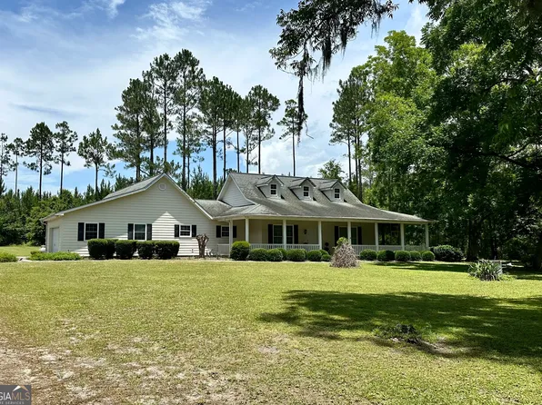 5577 Strickland Rd, Waycross, GA 31503